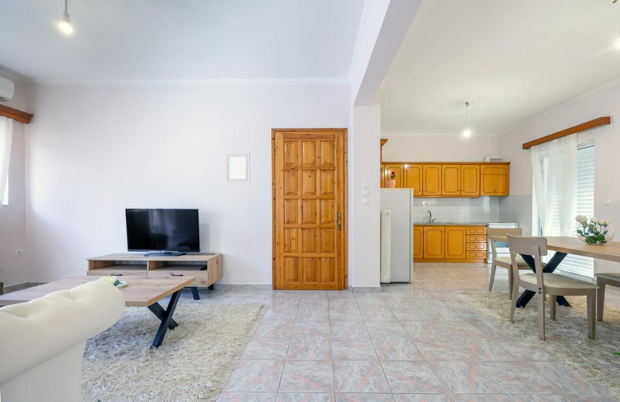 Flower Apartment Preveza Eksteriør bilde